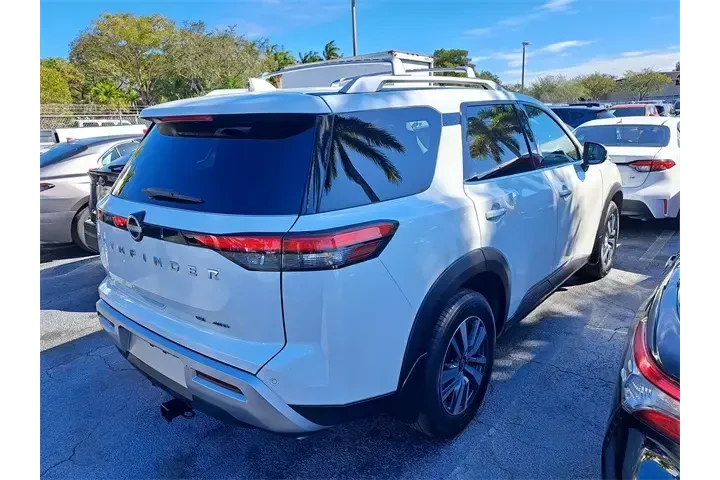$31990 : Nissan Pathfinder 2024 AWD S image 3