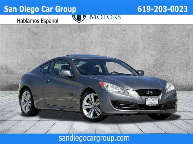 $9800 : 2012 Genesis Coupe image 1