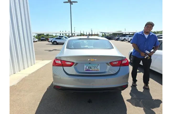$19775 : Chevrolet Malibu 2024 LT 4dr image 5