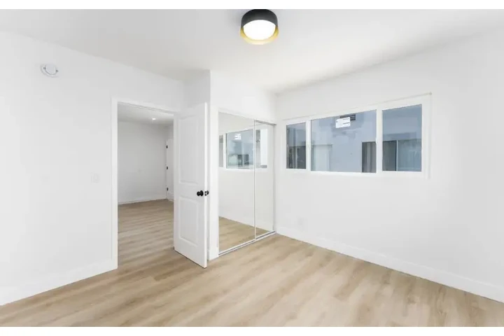 $1200 : ¡Acogedor Apartamento! image 5