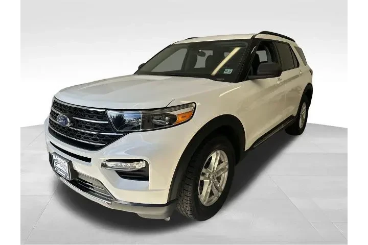 $31987 : Ford Explorer 2022 AWD XLT 4 image 4