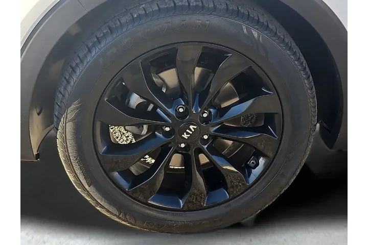 $16987 : Kia Sorento 2020 S V6 4dr SU image 9