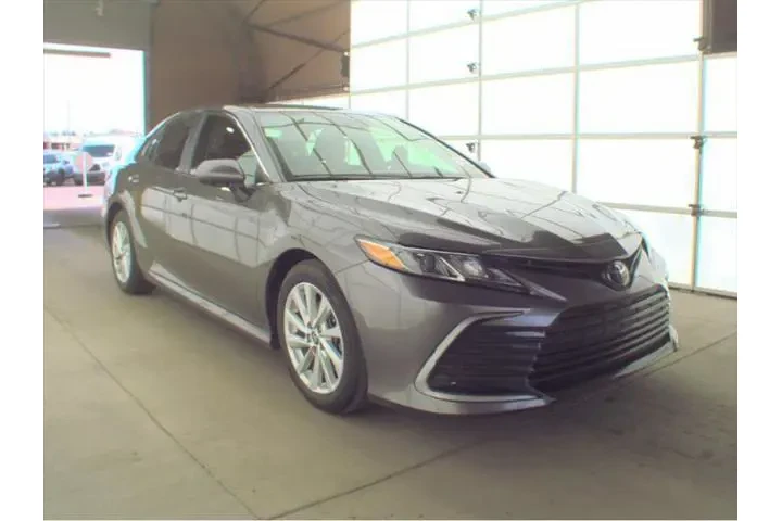 $25393 : Toyota Camry 2024 LE 4dr Sed image 4