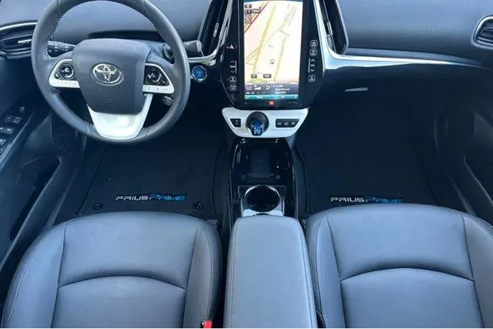 $21000 : Toyota Prius Prime 2017 Prem image 6