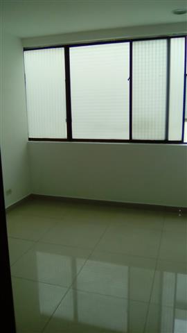 $98000000 : VENTA DE CONSULTORIO image 4