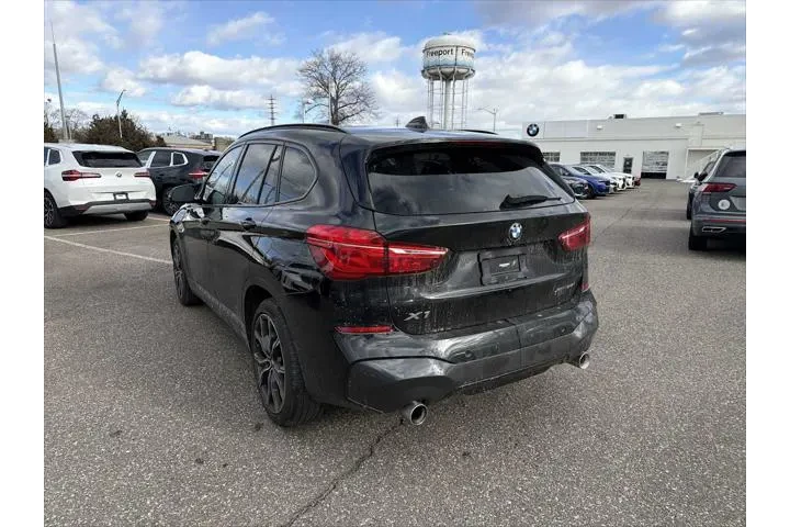 $27943 : BMW X1 2022 AWD xDrive28i 4d image 5