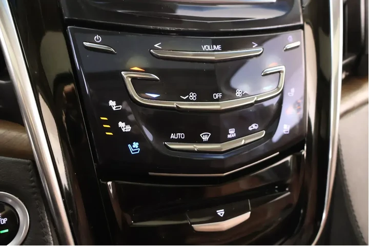 $32999 : Cadillac Escalade 2017 4x4 P image 8