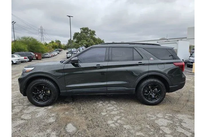 $32900 : Ford Explorer 2022 AWD Timbe image 6