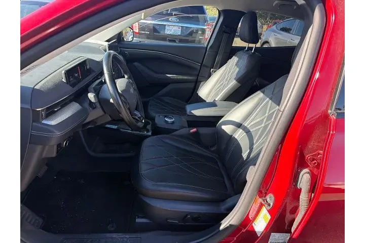 $27250 : Ford Mustang Mach-E 2023 Sel image 10