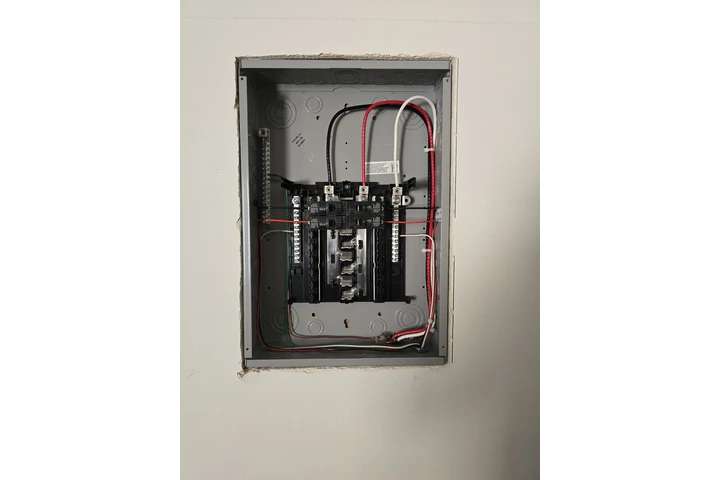 Electrician licensed ✔️ image 3