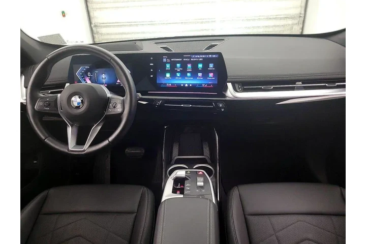 $33998 : BMW X1 2024 AWD xDrive28i 4d image 9