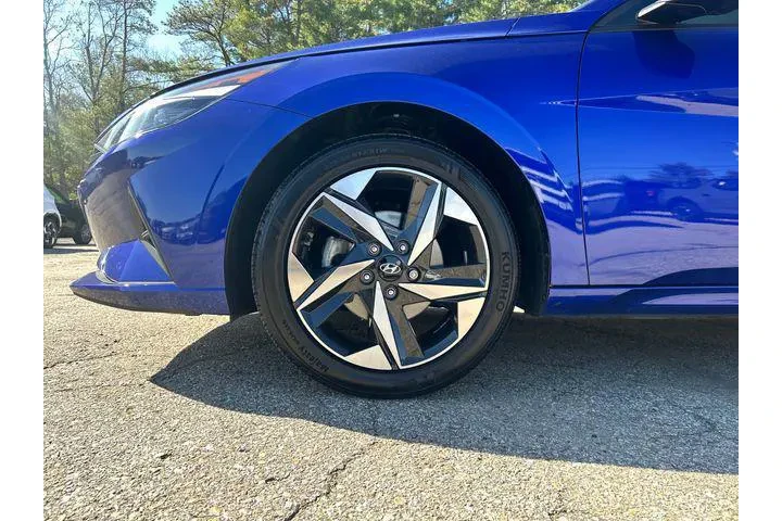 $18990 : Hyundai ELANTRA 2023 SEL 4dr image 10