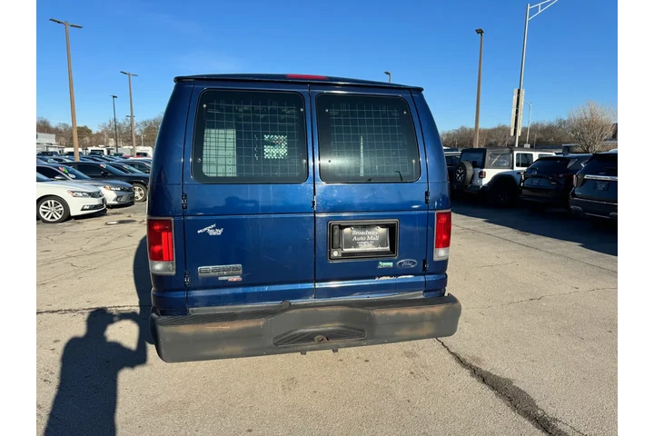 $8980 : 2013 Econoline Cargo Van E-25 image 3