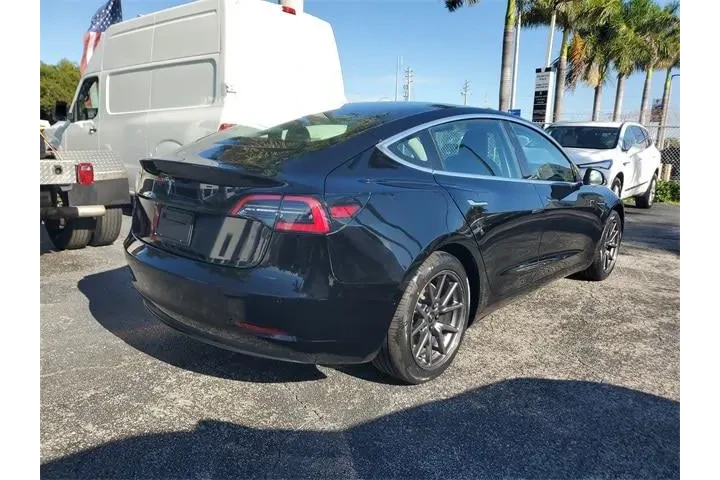 $20590 : Tesla Model 3 2019 Mid Range image 3