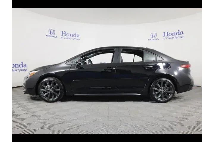 $29875 : Toyota Corolla 2025 XSE 4dr image 4