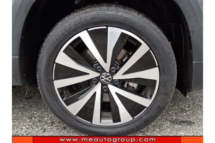 $19289 : Volkswagen Taos 2024 SE 4dr image 9