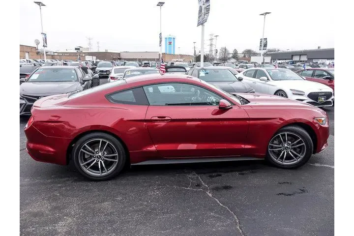$20880 : Ford Mustang 2017 EcoBoost 2 image 9