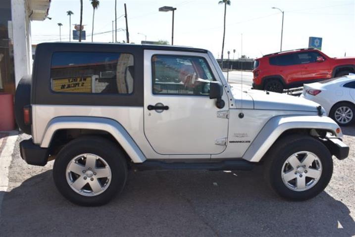 $10795 : 2010 Wrangler Sahara 4WD image 4