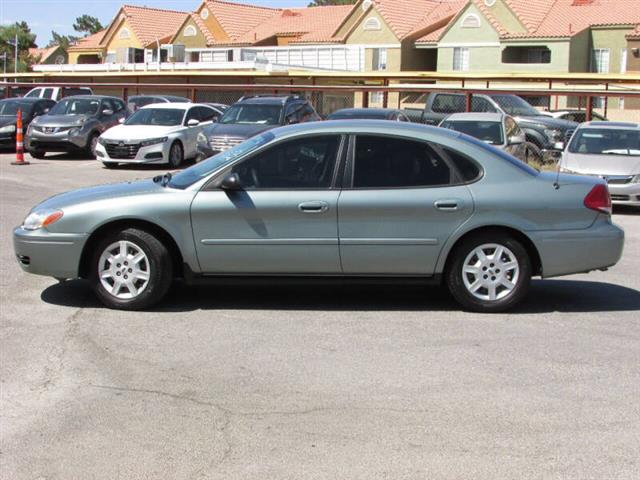 $5995 : 2007 Taurus SE image 4