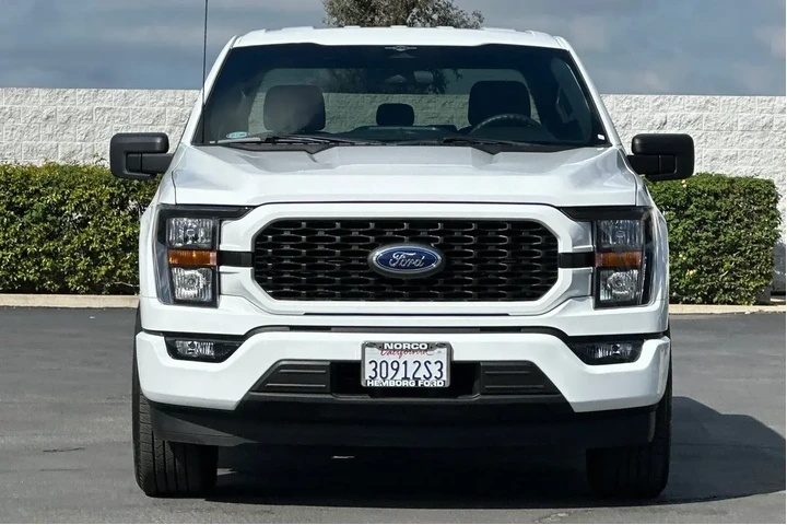 $39281 : Ford F-150 2023 4x2 XL 4dr S image 9