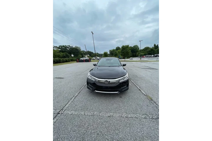 $16000 : 2016 Accord LX w/ Sensing image 9