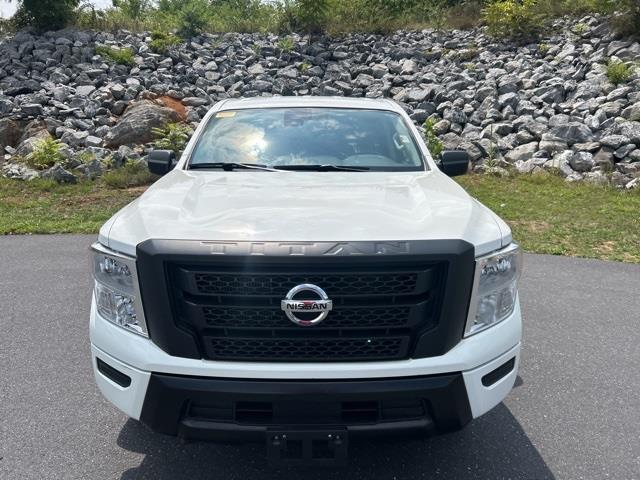 $37998 : PRE-OWNED 2022 NISSAN TITAN X image 2