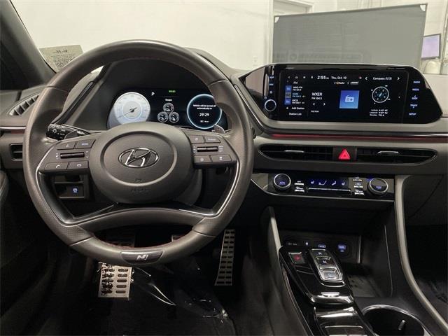 $23275 : Pre-Owned 2022 Sonata N Line image 5