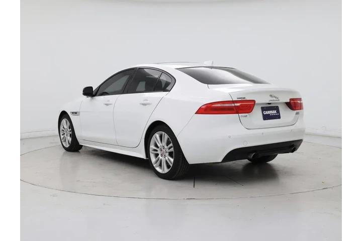 $18998 : Jaguar XE 2018 AWD 25t R-Spo image 2