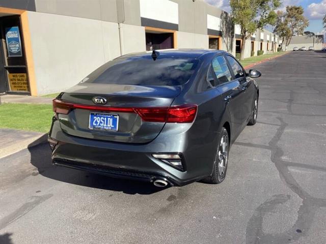$11900 : 2019 Forte LXS image 5