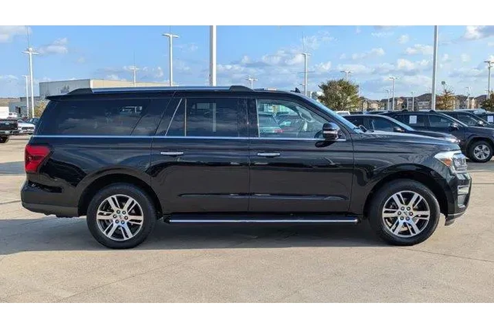 $37300 : Ford Expedition MAX 2023 4x2 image 2