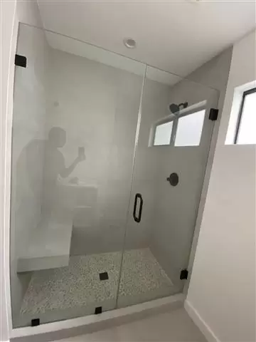 Instalación de ventanas y show image 3