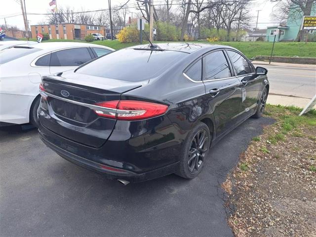 $14125 : 2018 FORD FUSION image 5