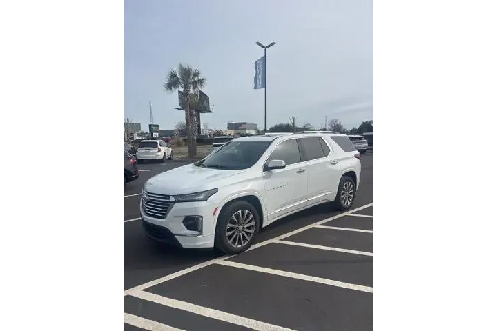 $32381 : Chevrolet Traverse 2023 Prem image 6