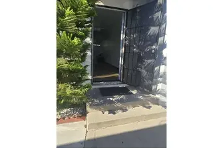 $1900 : Apartamento de renta image 2