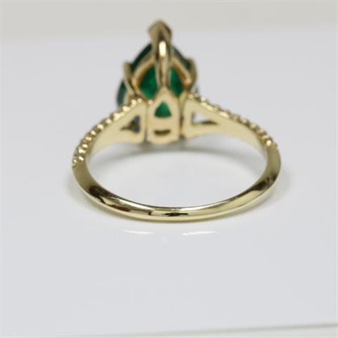 $2271 : Buy 2.21 cttw Emerald Ring image 2