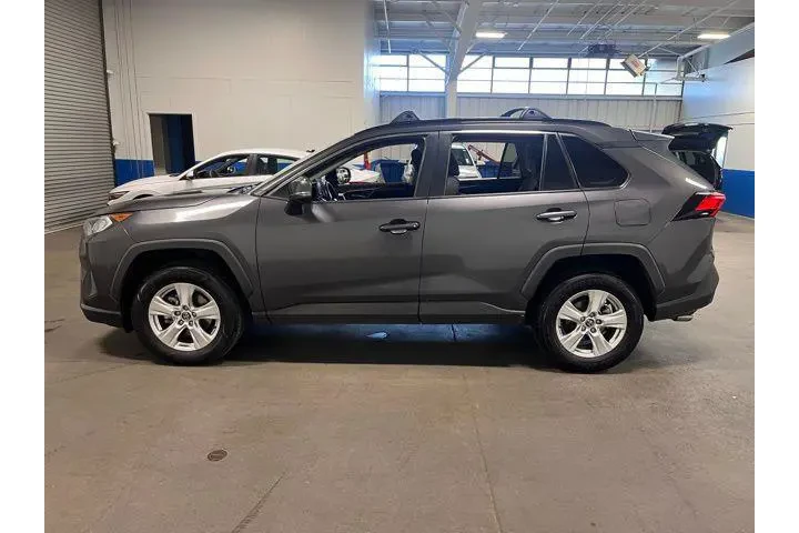 $26932 : Toyota RAV4 2020 XLE 4dr SUV image 6