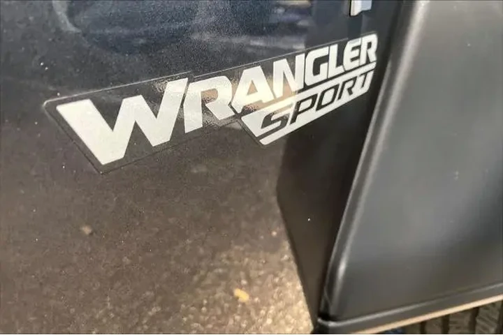 $21712 : Jeep Wrangler 2018 4x4 Sport image 5