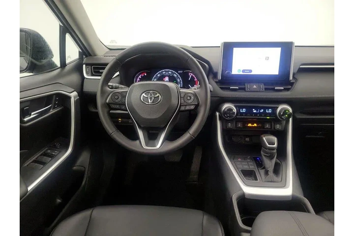 $35998 : Toyota RAV4 2024 AWD XLE Pre image 10