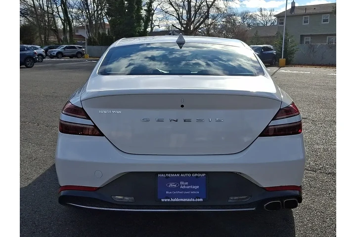 $23995 : Genesis G70 2023 2.0T 4dr Se image 6