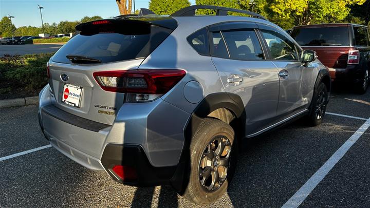 $26800 : PRE-OWNED 2021 SUBARU CROSSTR image 5