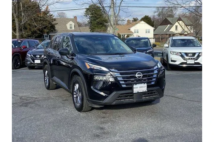 $20487 : Nissan Rogue 2025 AWD S 4dr image 1