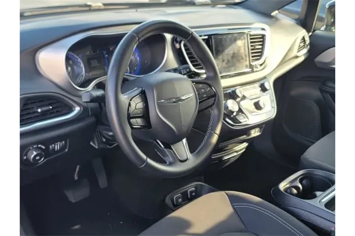 $18991 : Chrysler Pacifica 2018 Touri image 7