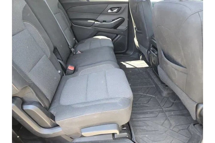 $16416 : Chevrolet Traverse 2019 LT C image 4