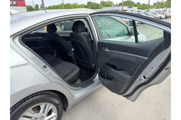 $9450 : 2020 Elantra SEL image 8