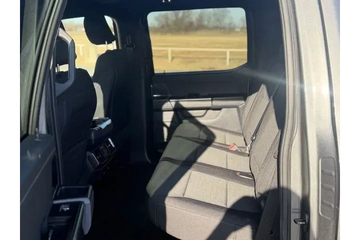 $31995 : Ford F-150 2022 4x4 XLT 4dr image 9