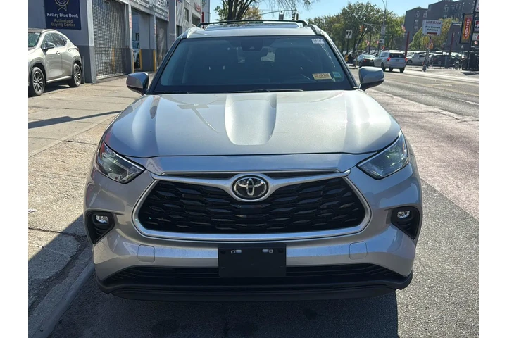 $36490 : Toyota Highlander 2023 AWD X image 10