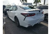 $25990 : Toyota Camry Hybrid 2023 SE thumbnail