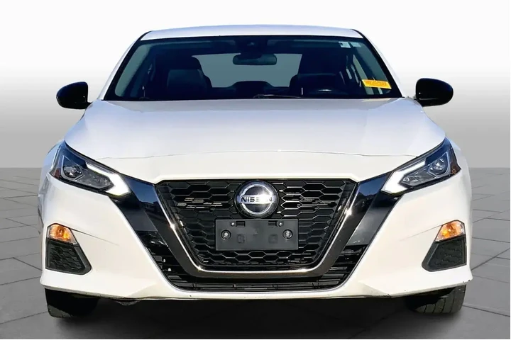 $12991 : Nissan Altima 2022 2.5 SR 4d image 3