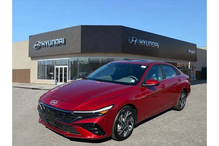 $18788 : Hyundai ELANTRA 2024 SEL 4dr image 3