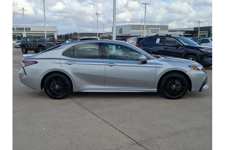 $23500 : Toyota Camry 2023 XSE 4dr Se image 2